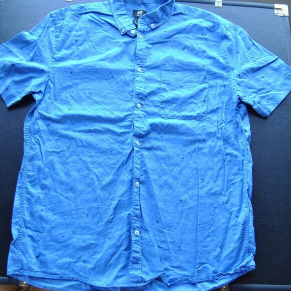 H&M Large Blue Flamingo Button Down Short Sleeve Shirt Large - Picture 1 of 5